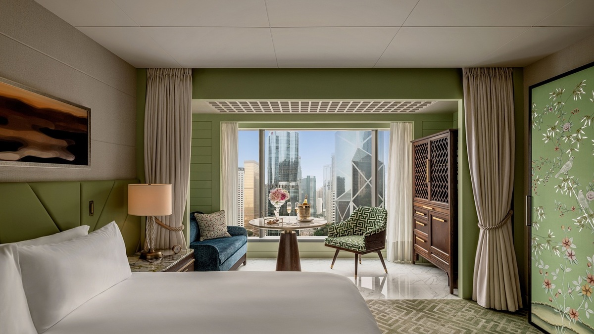 Mandarin Oriental Hong Kong - Statue Square View Room
