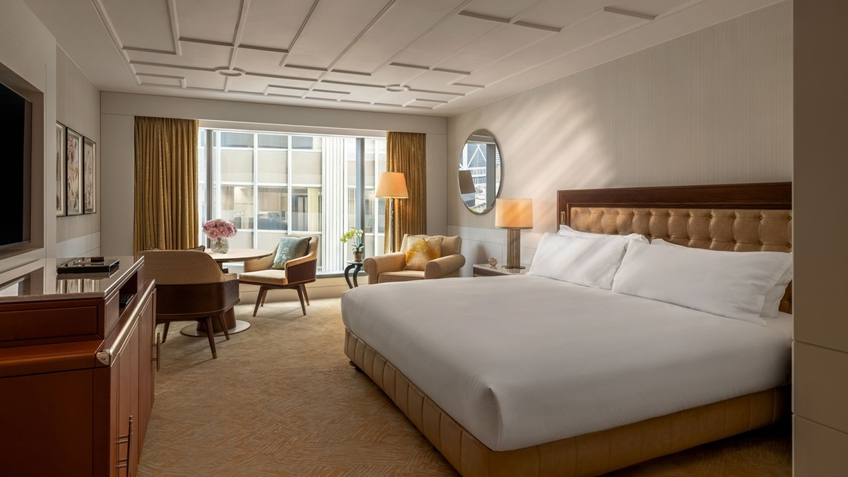 Mandarin Oriental Hong Kong - Superior Room